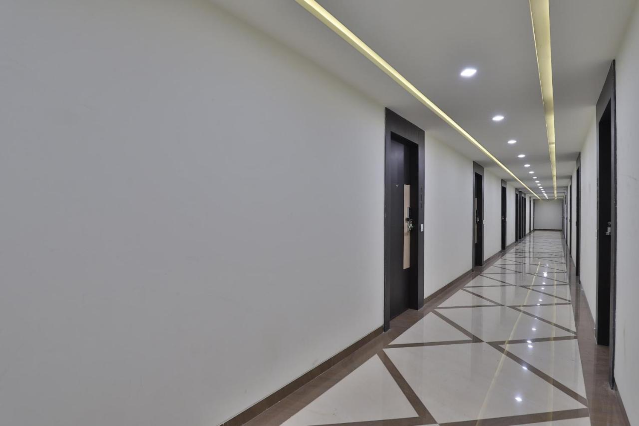 Capital O 41581 Hiriz Hotel Gandhidham Exterior photo